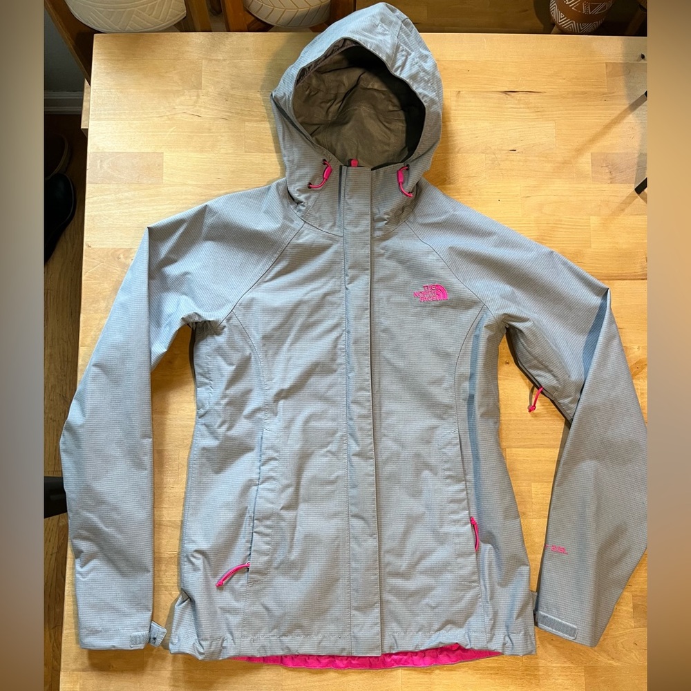 The North Face HyVent rain jacket XS